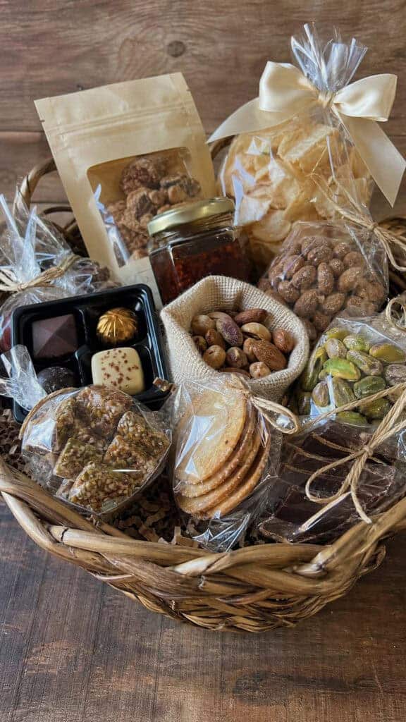 Gourmet Food and Snack Basket