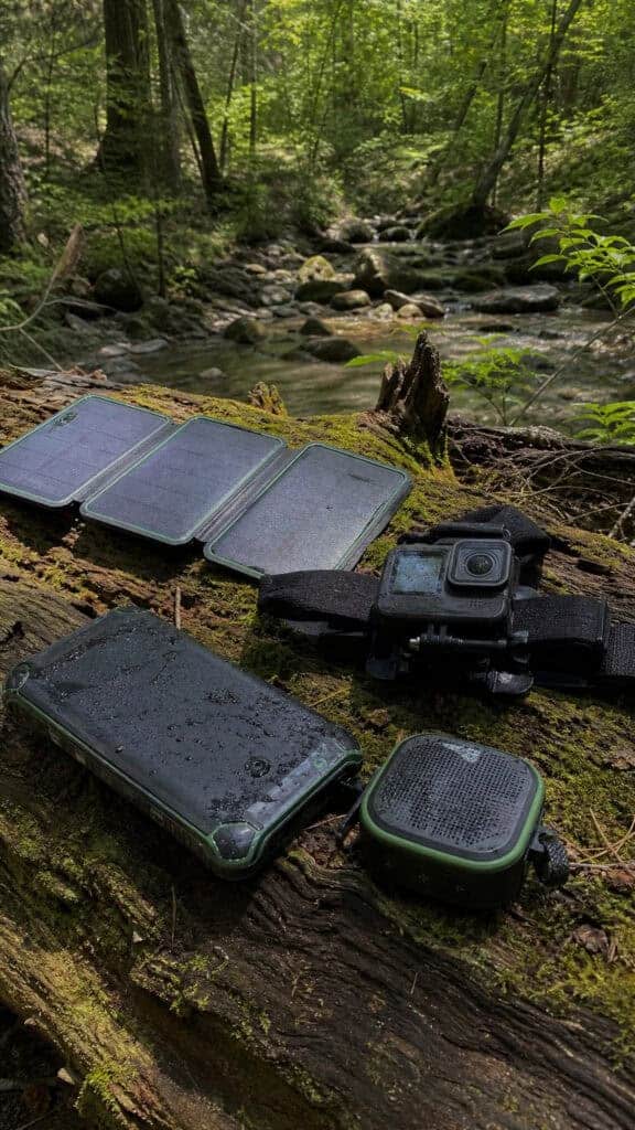 Tech Gadgets for the Modern Hiker